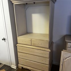 FREE Armoire