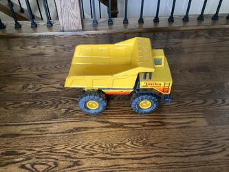 80’s metal Tonka dump truck