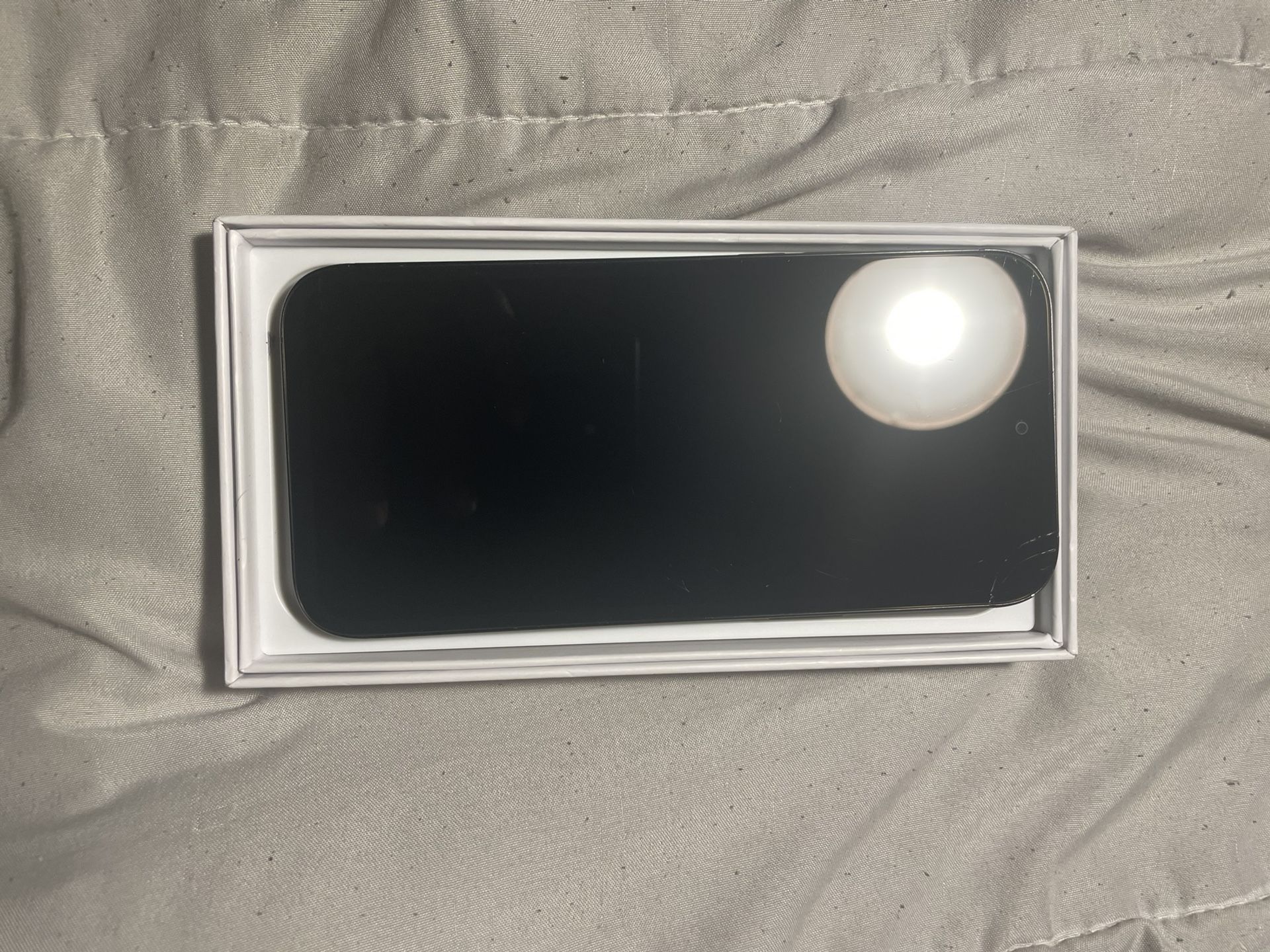 IPhone 16 Pro Max - Unlocked - Great Condition