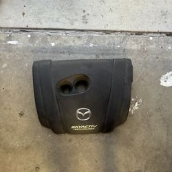 14-18 Mazda 3 2.0 Engine Cover