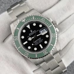 (400$)Rolex Submariner Date 41mm Black Dial Green Bezel Starbucks 126610LV Oyster Bracelet