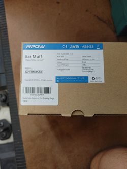 Earmuff 34 DB In Black, New In Box