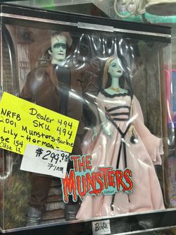 $299.98 The Munsters Collector Edition Barbie Gift Set featuring Herman and Lily Munster. ✨ Never Removed From Box