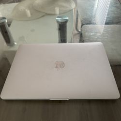Apple MacBook Pro M1