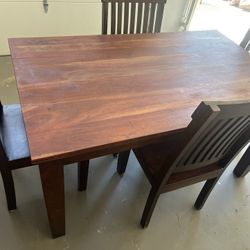 Wood Dinner table