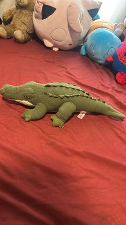 Crocodile plushie