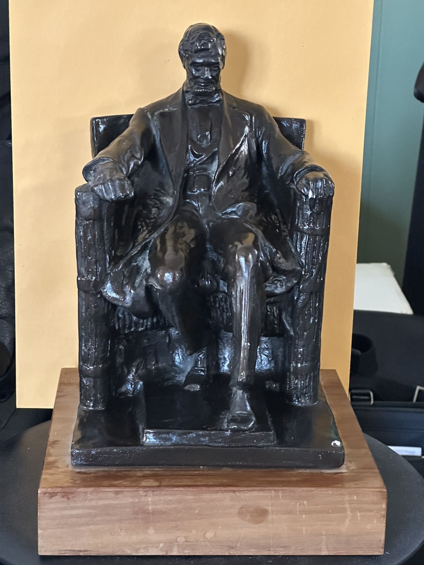 Sculpture + Gettysburg Speech Abraham Lincoln