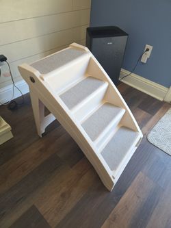Pet steps/ PetSafe CozyUp folding steps