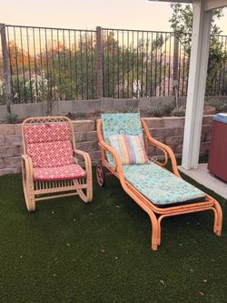 Chairs and lounge chair with wheels