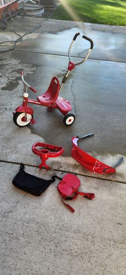 Radio Flyer 4-in-1 Stroll 'N Trike (Complete with All Accessories)