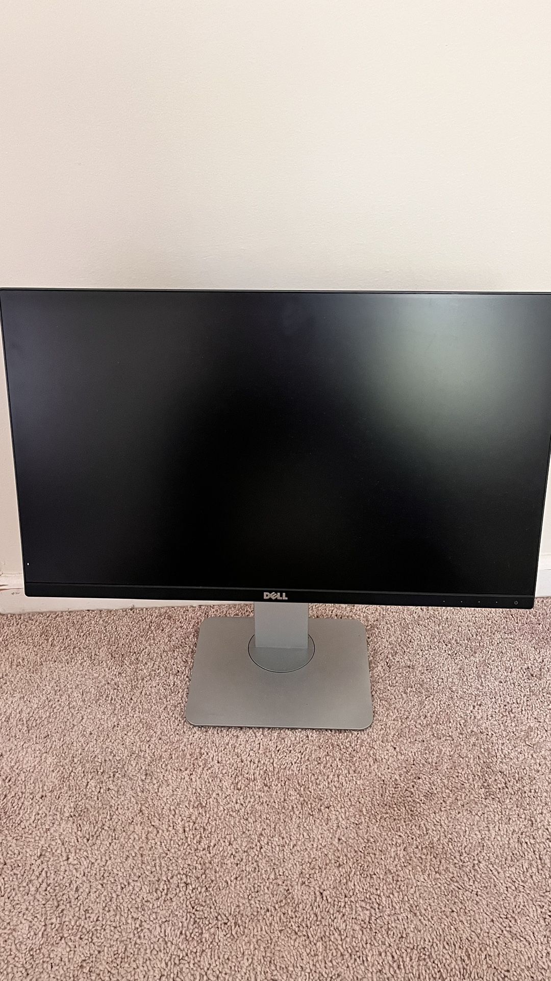 Dell UltraSharp LCD Monitor