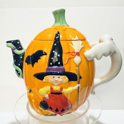 Mary Engelbreit Enesco 2002 Teeny  Halloweeny Ceramic Teapot Witch/Ghost/Pumpkin