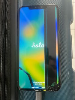 IPhone XS pantalla quebrada libre de fabrica