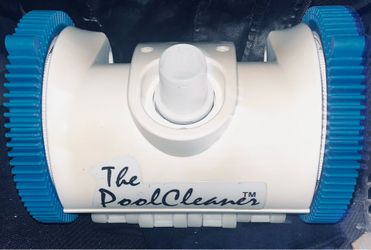 Pool cleaner 2 wheel Hayward new