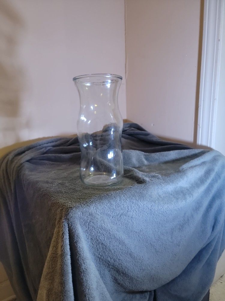 vase