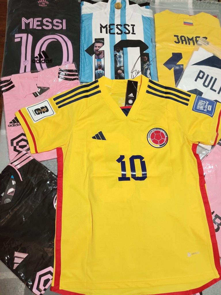 Colombia James #10 Latest Version Size M with all logos only $49.99