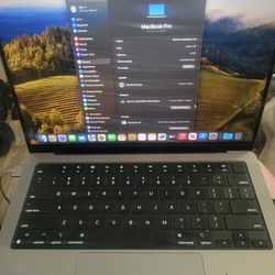 MacBook PRO 2023 14" 