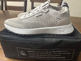 TRUE Knit Golf Sneakers