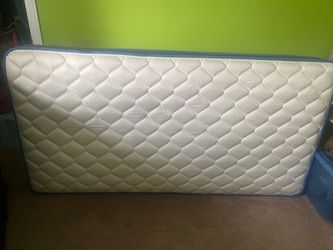 Twin mattress sets