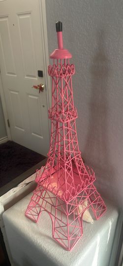 Pink Eiffel Tower Decoration