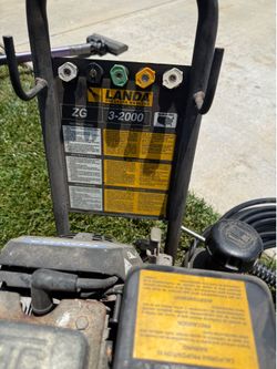 Gas powered power washer