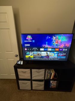 50’ Smart Insignia TV