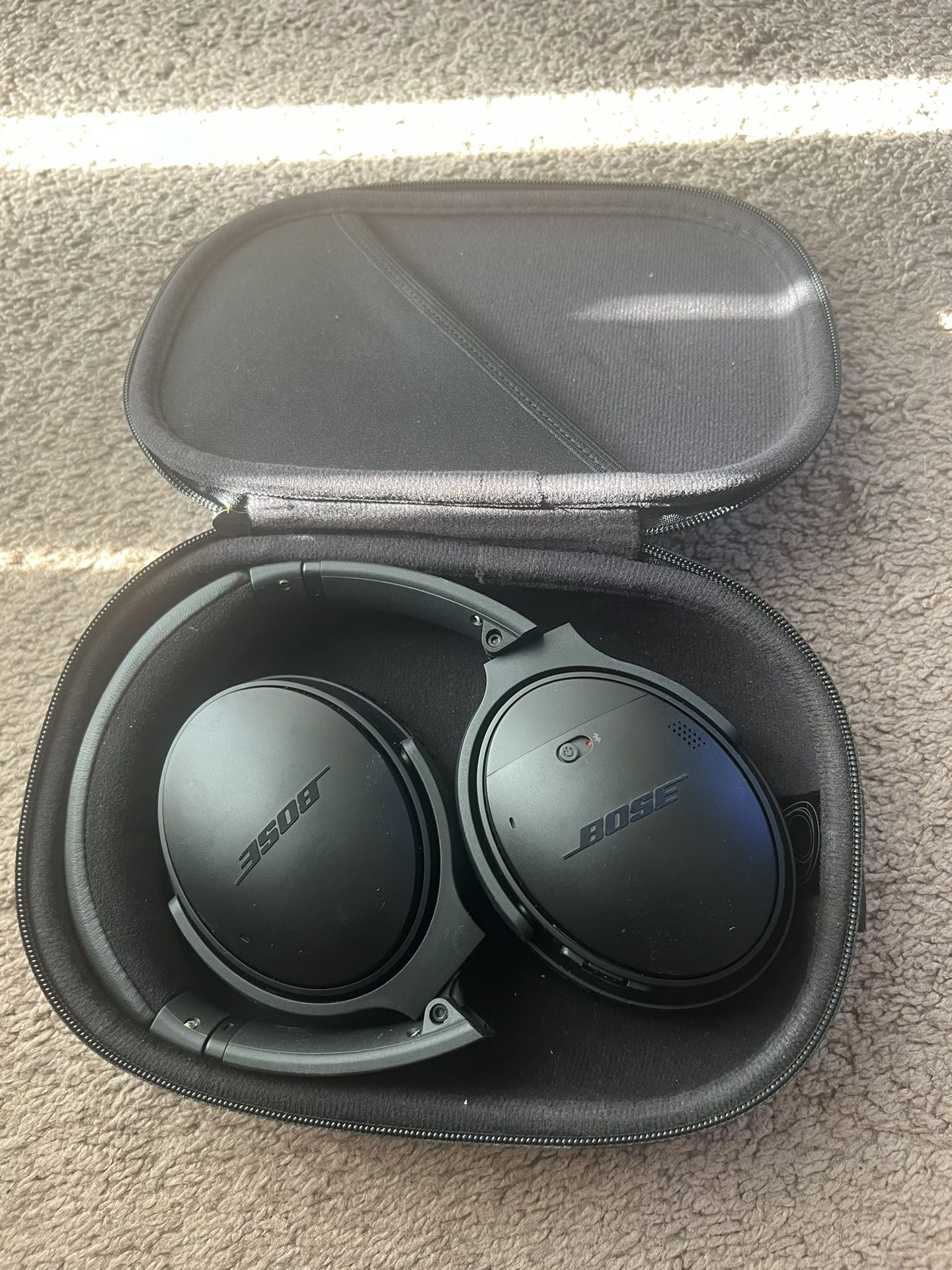 Bose Headphones quietcomfort 35 ii
