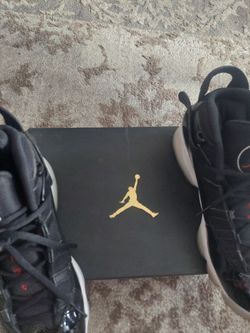 Tenis jordan #7
