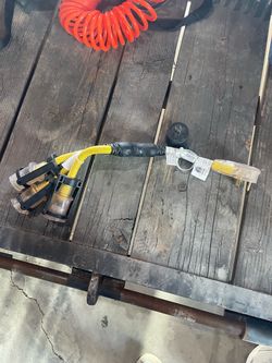 Generator adapter plug