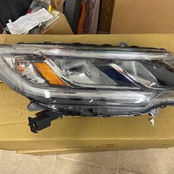15-16 Honda CR-V Right Headlight Halogen