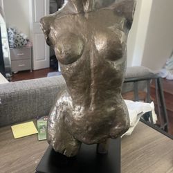 Bronze Statue 