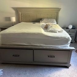 King Bedroom Set
