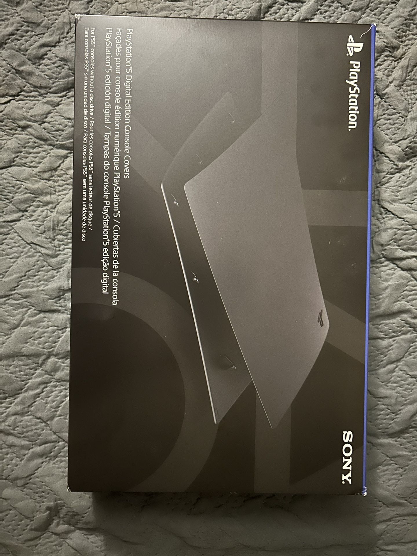 PlayStation 5 Cover Plates Launch Edition.