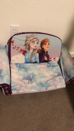 Frozen Couch 