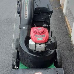 Billy Goat Commercial Leaf Vacuum