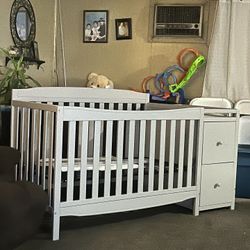 Delta Crib With Diaper Changer