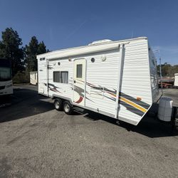 Attitude 21 Foot Toy Hauler