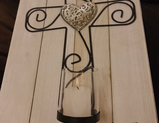 Cross Candle Holder 14x10