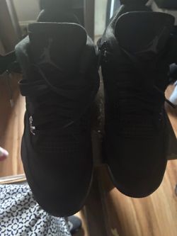Jordan 4 black cat
