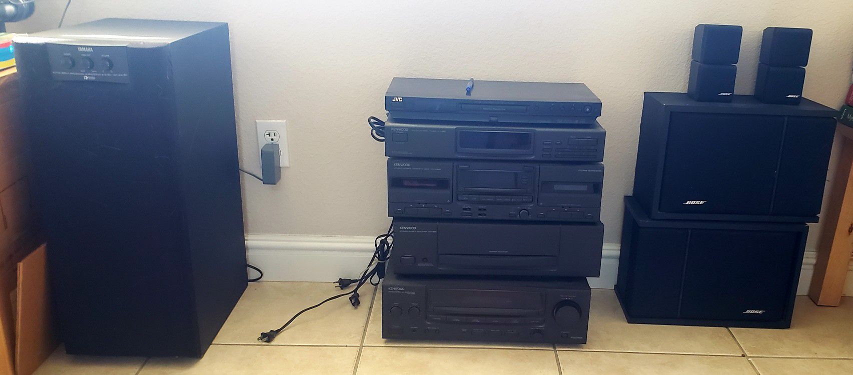 6 Piece Kenwood Stereo Including 100 CD Changer With Amplifier & 2 Bose 301 Speakers & Acoustimass 5 Series Speakers