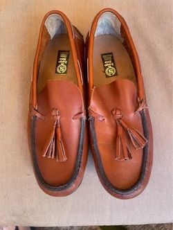 Moccasin shoes  all leather, Hand made in Argentina . size 7 to 7.5 (40 European)