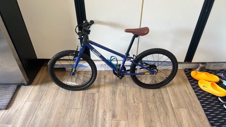 Cleary 16” kids bike in blue
