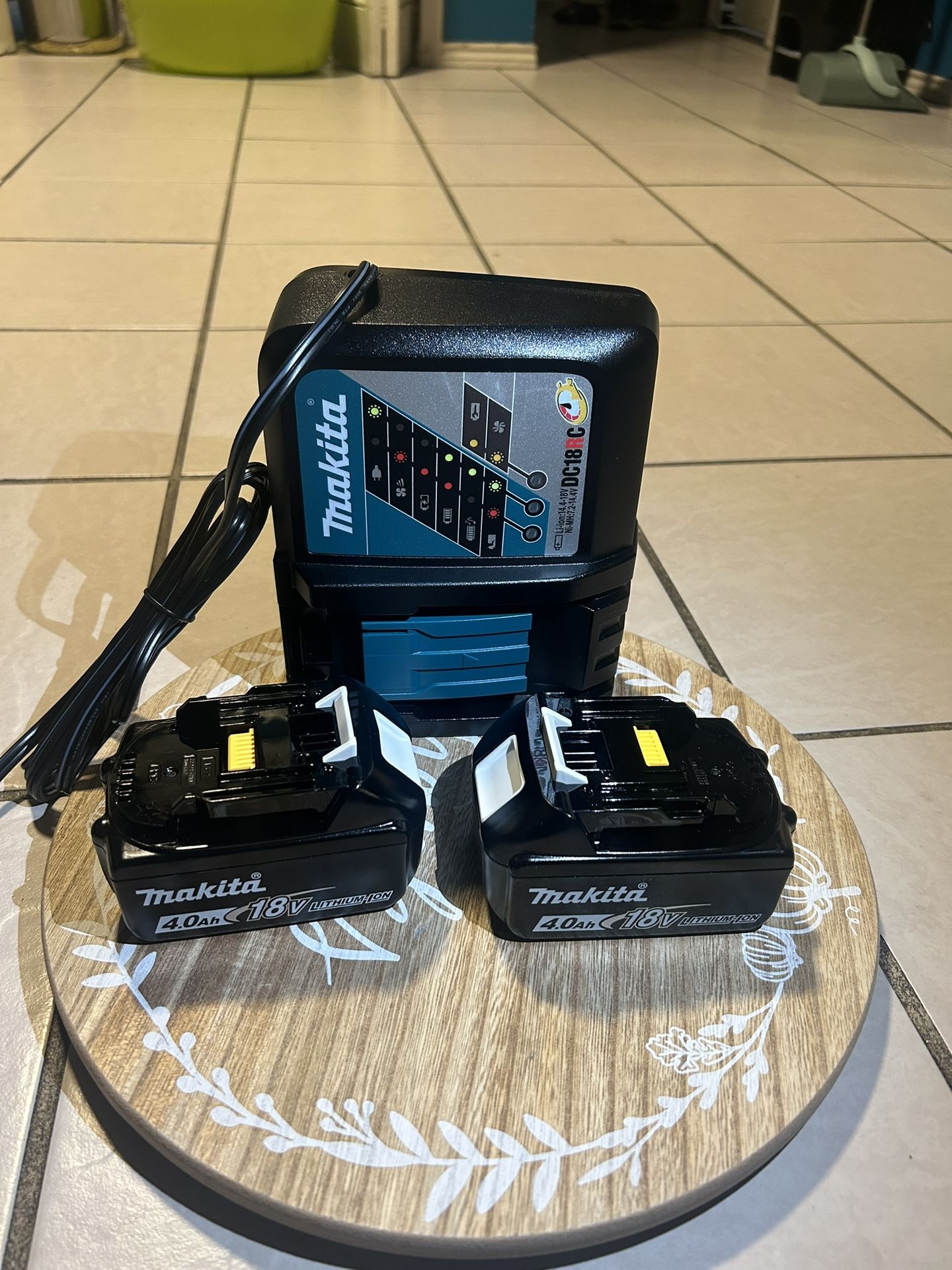 Makita Batery And charger