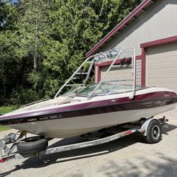2000 Bluewater Boat