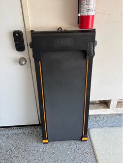 Walking Pad - up to 10 degree manual incline