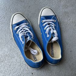 Blue Converse Women’s 6 Men’s 4 