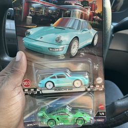 One Boulevard Porsche And One Rexy 