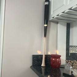  Baseball Wooden Bat 