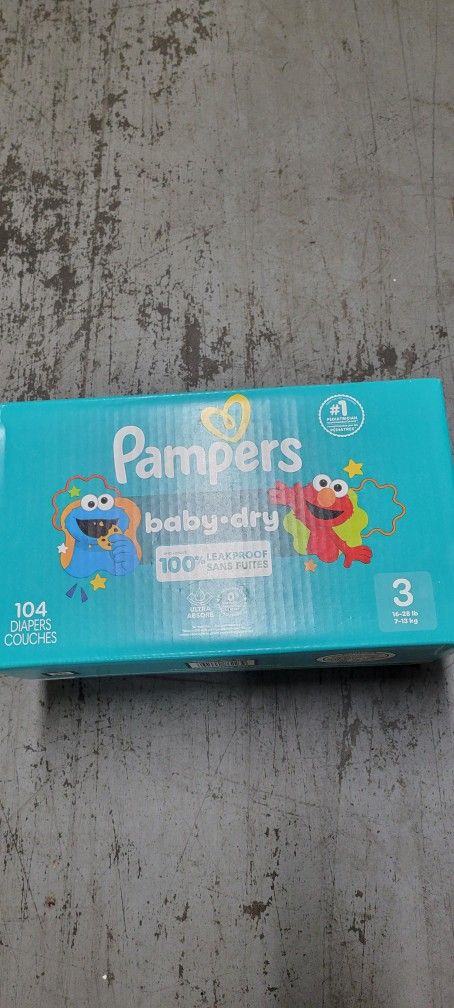 Brand New Size 3 Pampers Brand New 104 Count
