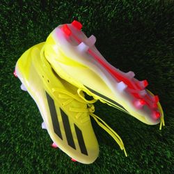 X Crazyfast ProFG Cleats Firm Ground ⚽️
Size Men 6/ Size Woman 7 

